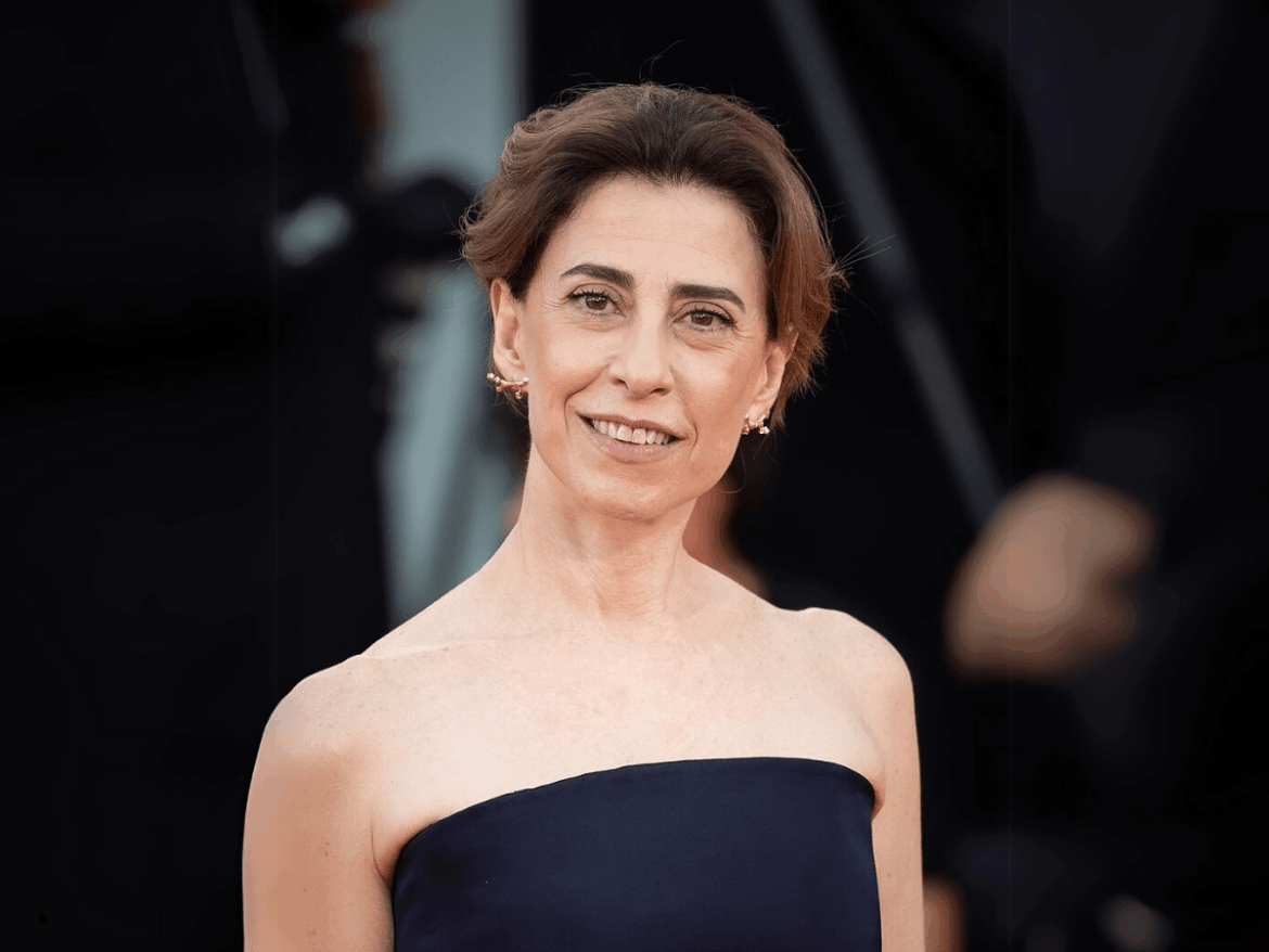 Fernanda Torres é a primeira brasileira a vencer o Globo de Ouro