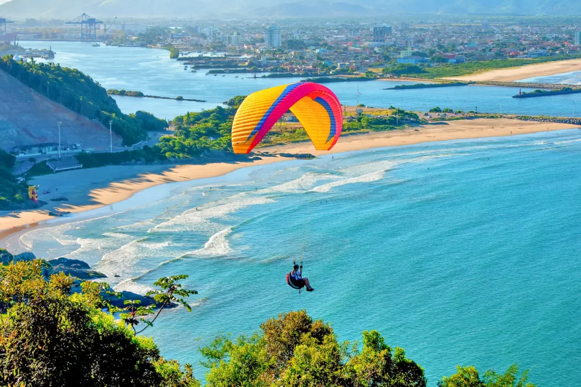 Turismo em Itajaí: os melhores pontos turísticos e praias