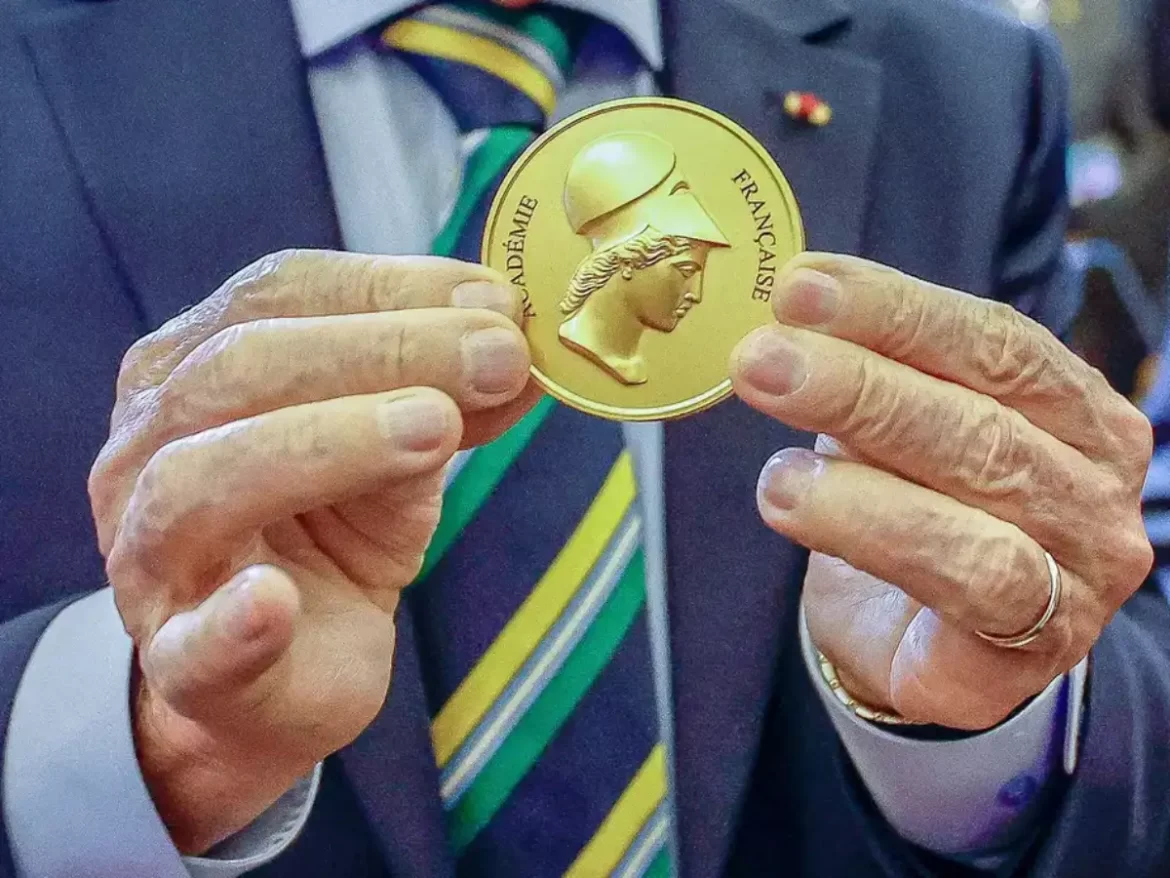 Lula é o 20º chefe de Estado homenageado pela Academia Francesa